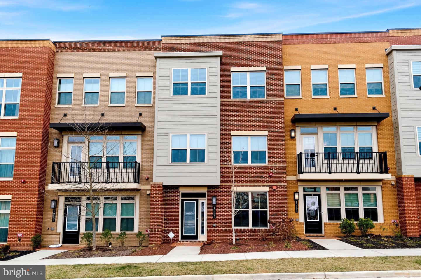 10689 FAIRGROUNDS DR, FAIRFAX, Virginia 22030, 3 Bedrooms Bedrooms, ,2 BathroomsBathrooms,Residential,For sale,10689 FAIRGROUNDS DR,VAFC2007600 MLS # VAFC2007600 10689 FAIRGROUNDS DR, FAIRFAX, Virginia 22030, 3 Bedrooms Bedrooms, ,2 BathroomsBathrooms,Residential,For sale,10689 FAIRGROUNDS DR,VAFC2007600 MLS # VAFC2007600