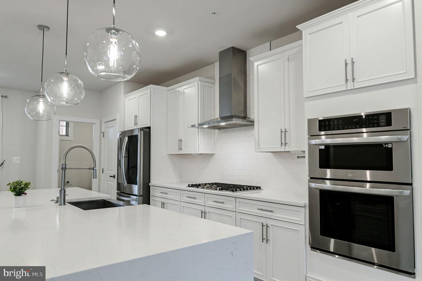 10689 FAIRGROUNDS DR, FAIRFAX, Virginia 22030, 3 Bedrooms Bedrooms, ,2 BathroomsBathrooms,Residential,For sale,10689 FAIRGROUNDS DR,VAFC2007600 MLS # VAFC2007600 10689 FAIRGROUNDS DR, FAIRFAX, Virginia 22030, 3 Bedrooms Bedrooms, ,2 BathroomsBathrooms,Residential,For sale,10689 FAIRGROUNDS DR,VAFC2007600 MLS # VAFC2007600