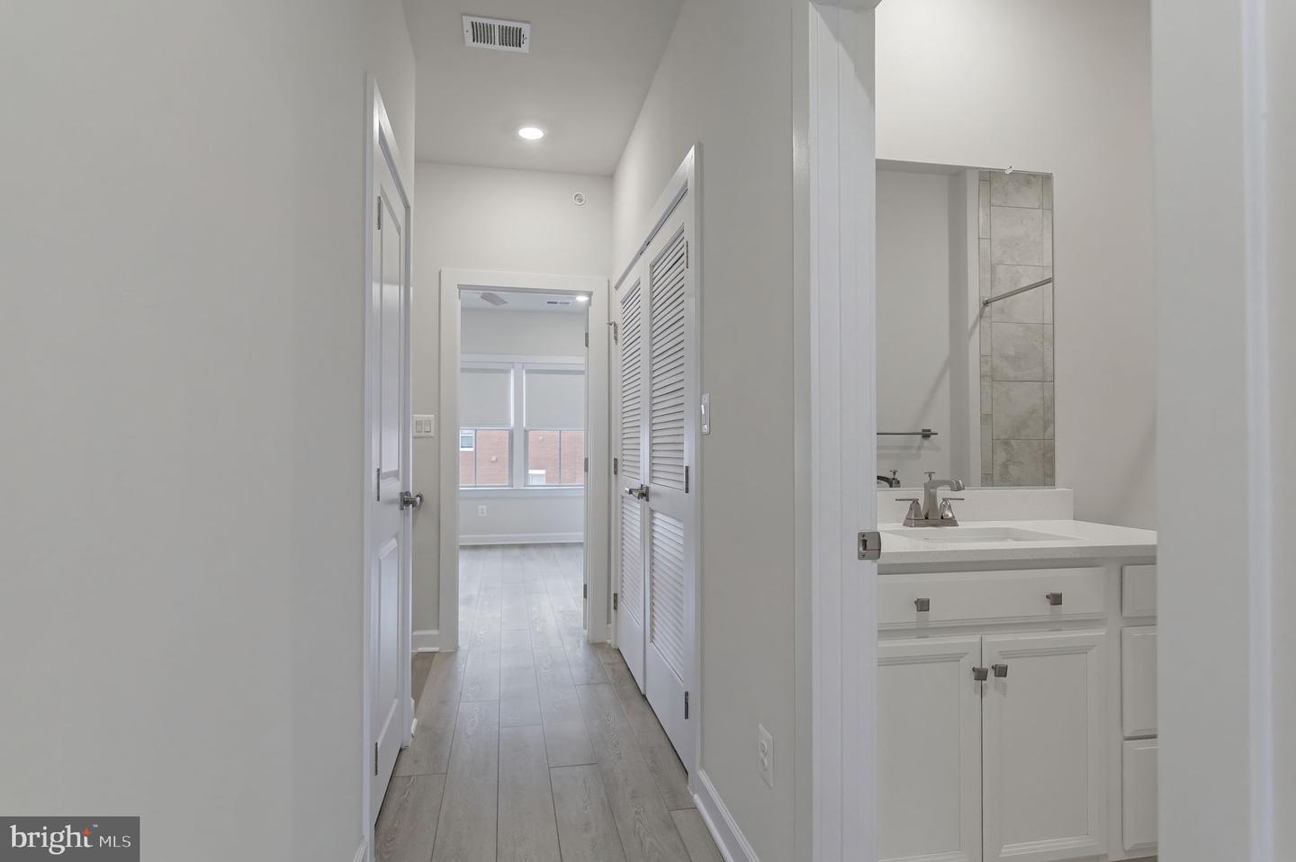 10689 FAIRGROUNDS DR, FAIRFAX, Virginia 22030, 3 Bedrooms Bedrooms, ,2 BathroomsBathrooms,Residential,For sale,10689 FAIRGROUNDS DR,VAFC2007600 MLS # VAFC2007600 10689 FAIRGROUNDS DR, FAIRFAX, Virginia 22030, 3 Bedrooms Bedrooms, ,2 BathroomsBathrooms,Residential,For sale,10689 FAIRGROUNDS DR,VAFC2007600 MLS # VAFC2007600