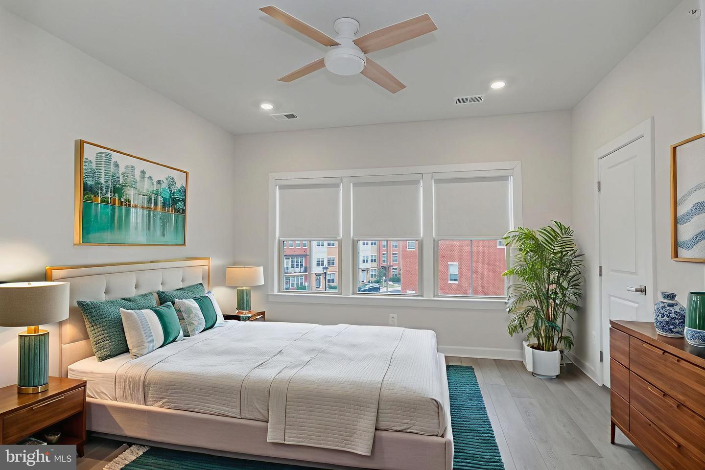 10689 FAIRGROUNDS DR, FAIRFAX, Virginia 22030, 3 Bedrooms Bedrooms, ,2 BathroomsBathrooms,Residential,For sale,10689 FAIRGROUNDS DR,VAFC2007600 MLS # VAFC2007600 10689 FAIRGROUNDS DR, FAIRFAX, Virginia 22030, 3 Bedrooms Bedrooms, ,2 BathroomsBathrooms,Residential,For sale,10689 FAIRGROUNDS DR,VAFC2007600 MLS # VAFC2007600