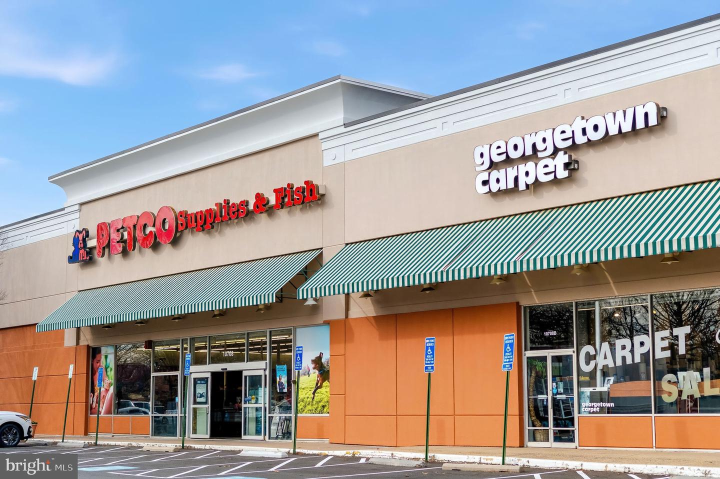 10689 FAIRGROUNDS DR, FAIRFAX, Virginia 22030, 3 Bedrooms Bedrooms, ,2 BathroomsBathrooms,Residential,For sale,10689 FAIRGROUNDS DR,VAFC2007600 MLS # VAFC2007600 10689 FAIRGROUNDS DR, FAIRFAX, Virginia 22030, 3 Bedrooms Bedrooms, ,2 BathroomsBathrooms,Residential,For sale,10689 FAIRGROUNDS DR,VAFC2007600 MLS # VAFC2007600