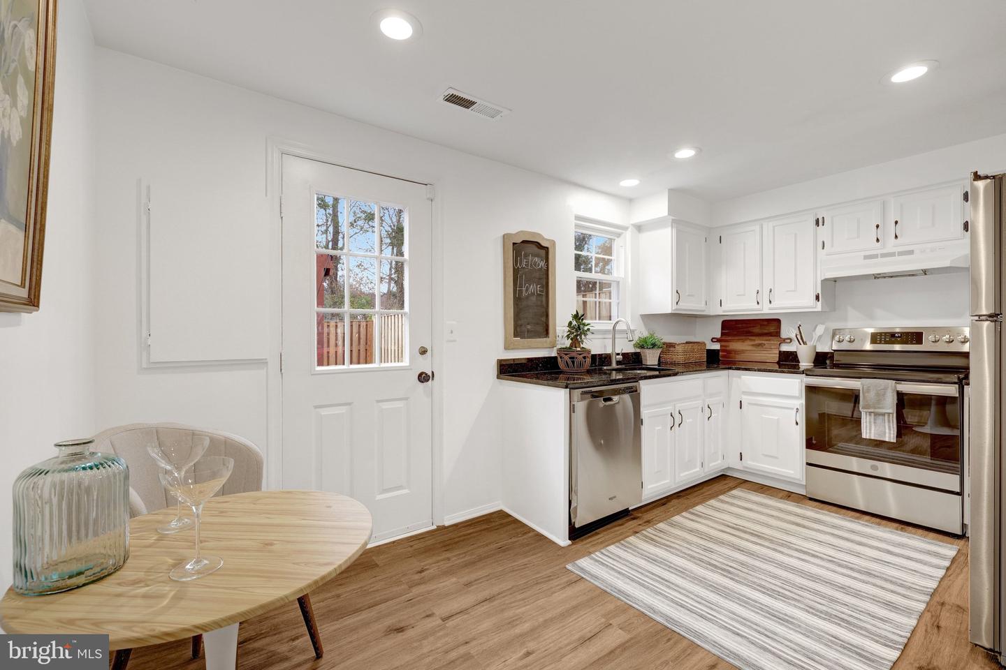 37 ALDEN CT, STERLING, Virginia 20165, 2 Bedrooms Bedrooms, ,1 BathroomBathrooms,Residential,For sale,37 ALDEN CT,VALO2113264 MLS # VALO2113264