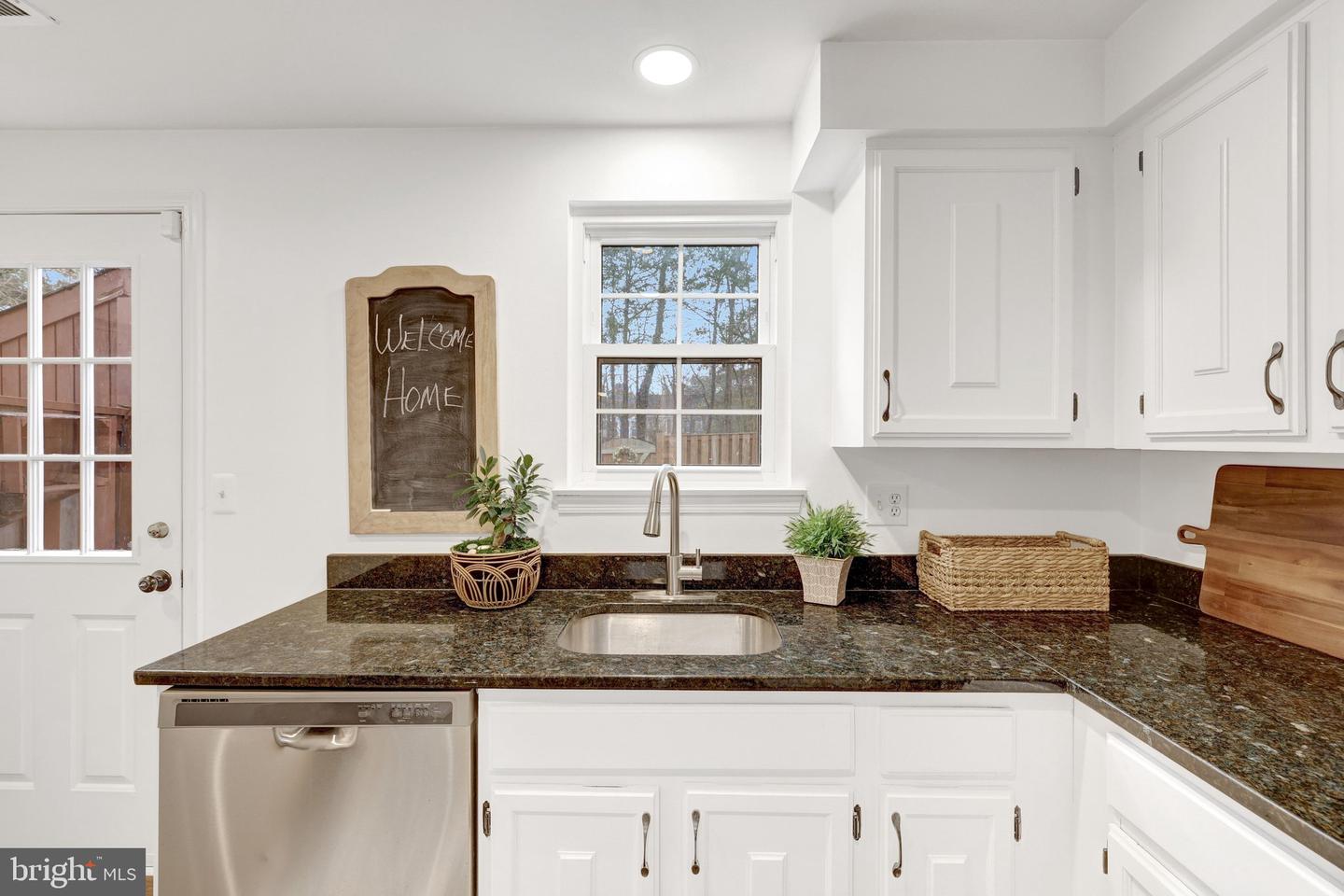 37 ALDEN CT, STERLING, Virginia 20165, 2 Bedrooms Bedrooms, ,1 BathroomBathrooms,Residential,For sale,37 ALDEN CT,VALO2113264 MLS # VALO2113264