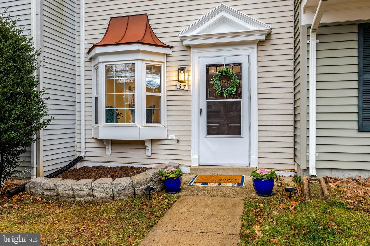 37 ALDEN CT, STERLING, Virginia 20165, 2 Bedrooms Bedrooms, ,1 BathroomBathrooms,Residential,For sale,37 ALDEN CT,VALO2113264 MLS # VALO2113264