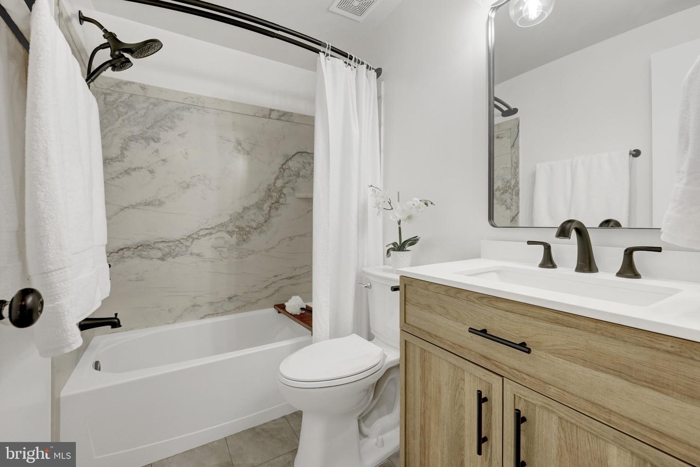 37 ALDEN CT, STERLING, Virginia 20165, 2 Bedrooms Bedrooms, ,1 BathroomBathrooms,Residential,For sale,37 ALDEN CT,VALO2113264 MLS # VALO2113264