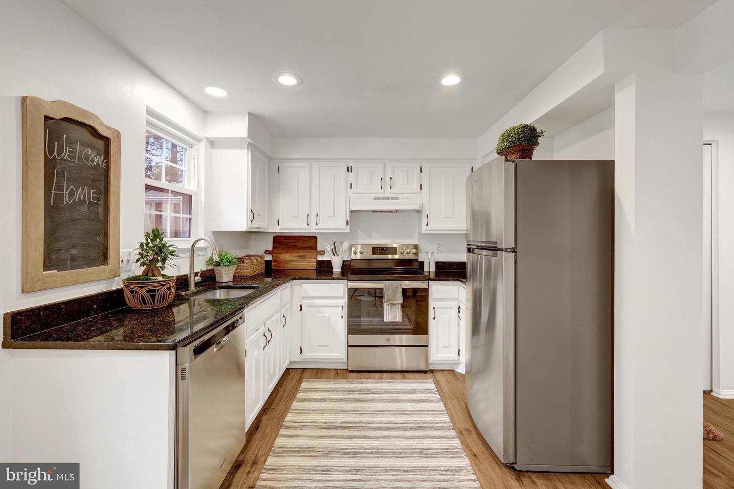 37 ALDEN CT, STERLING, Virginia 20165, 2 Bedrooms Bedrooms, ,1 BathroomBathrooms,Residential,For sale,37 ALDEN CT,VALO2113264 MLS # VALO2113264