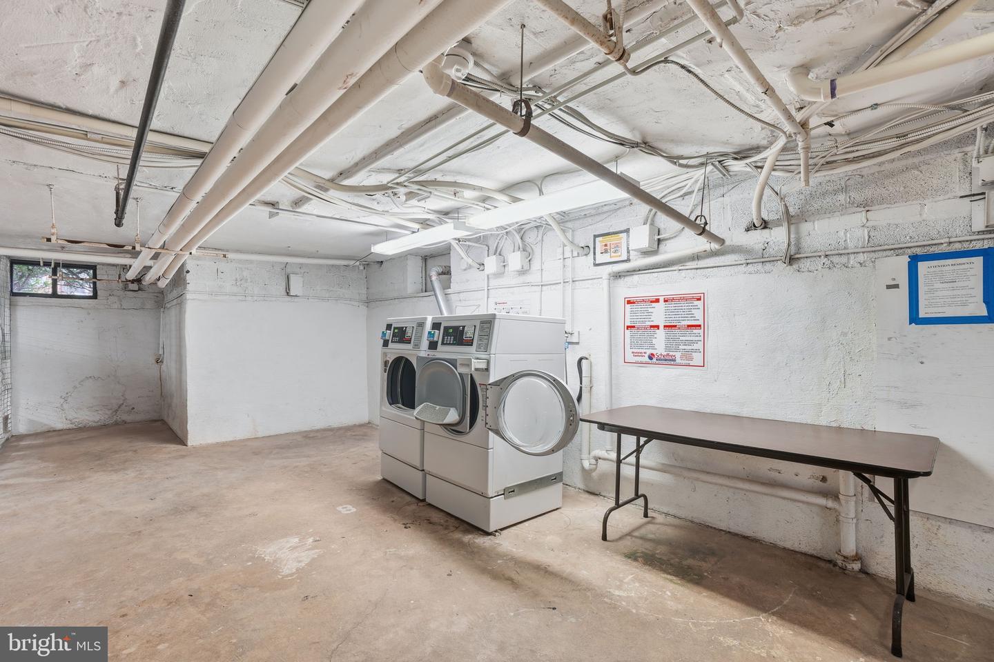 6610 10TH ST #A2, ALEXANDRIA, Virginia 22307, 2 Bedrooms Bedrooms, ,1 BathroomBathrooms,Residential,For sale,6610 10TH ST #A2,VAFX2284310 MLS # VAFX2284310