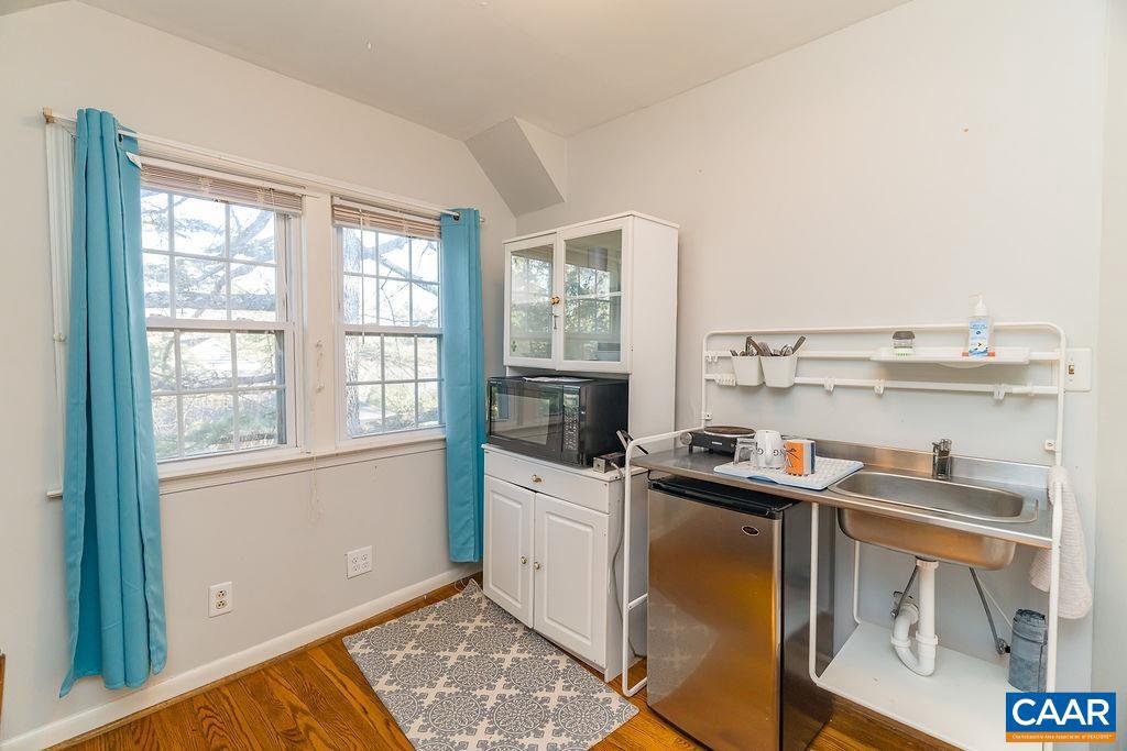 1512 RUGBY AVE, CHARLOTTESVILLE, Virginia 22903, 4 Bedrooms Bedrooms, ,2 BathroomsBathrooms,Residential,For sale,1512 RUGBY AVE,672195 MLS # 672195 1512 RUGBY AVE, CHARLOTTESVILLE, Virginia 22903, 4 Bedrooms Bedrooms, ,2 BathroomsBathrooms,Residential,For sale,1512 RUGBY AVE,672195 MLS # 672195