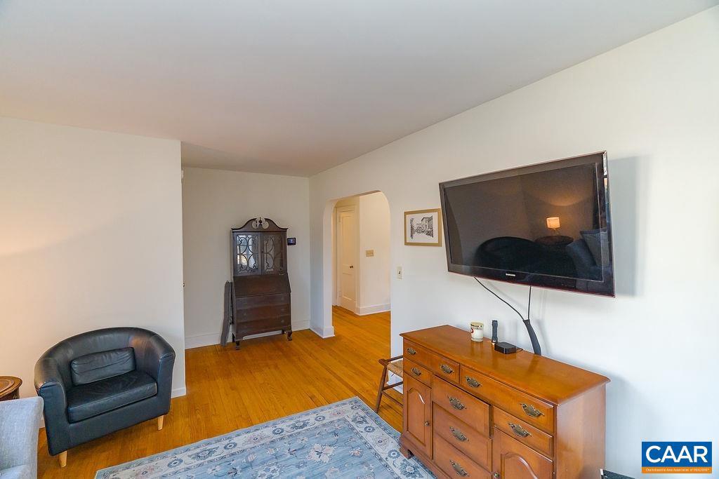 1512 RUGBY AVE, CHARLOTTESVILLE, Virginia 22903, 4 Bedrooms Bedrooms, ,2 BathroomsBathrooms,Residential,For sale,1512 RUGBY AVE,672195 MLS # 672195 1512 RUGBY AVE, CHARLOTTESVILLE, Virginia 22903, 4 Bedrooms Bedrooms, ,2 BathroomsBathrooms,Residential,For sale,1512 RUGBY AVE,672195 MLS # 672195