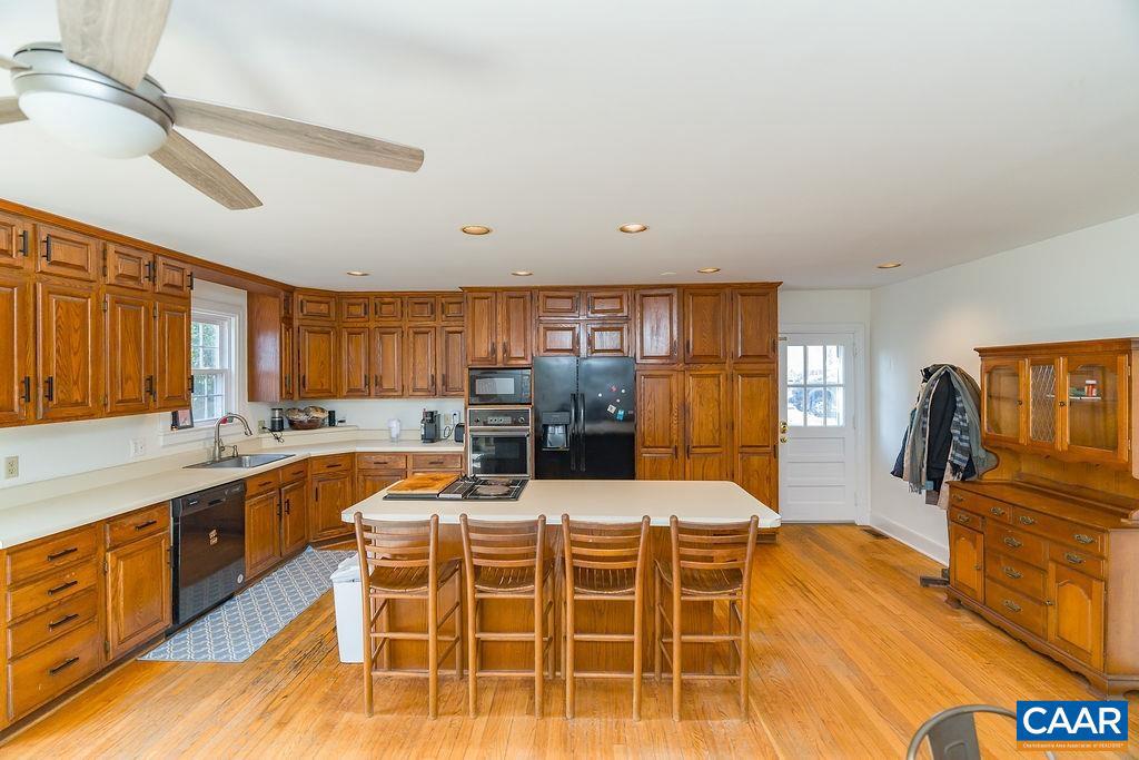 1512 RUGBY AVE, CHARLOTTESVILLE, Virginia 22903, 4 Bedrooms Bedrooms, ,2 BathroomsBathrooms,Residential,For sale,1512 RUGBY AVE,672195 MLS # 672195 1512 RUGBY AVE, CHARLOTTESVILLE, Virginia 22903, 4 Bedrooms Bedrooms, ,2 BathroomsBathrooms,Residential,For sale,1512 RUGBY AVE,672195 MLS # 672195