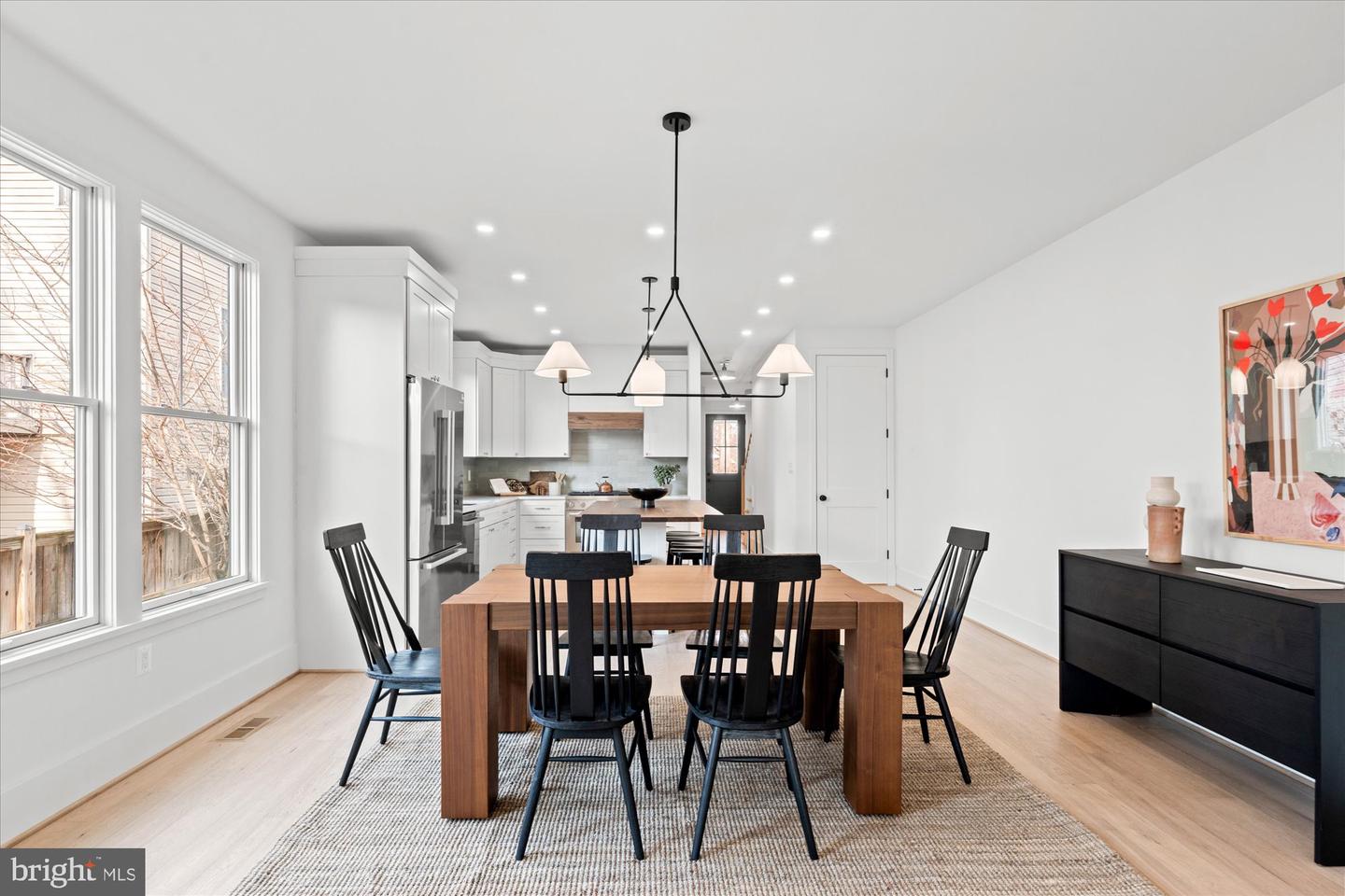 405 E NELSON AVE, ALEXANDRIA, Virginia 22301, 4 Bedrooms Bedrooms, ,3 BathroomsBathrooms,Residential,For sale,405 E NELSON AVE,VAAX2052894 MLS # VAAX2052894