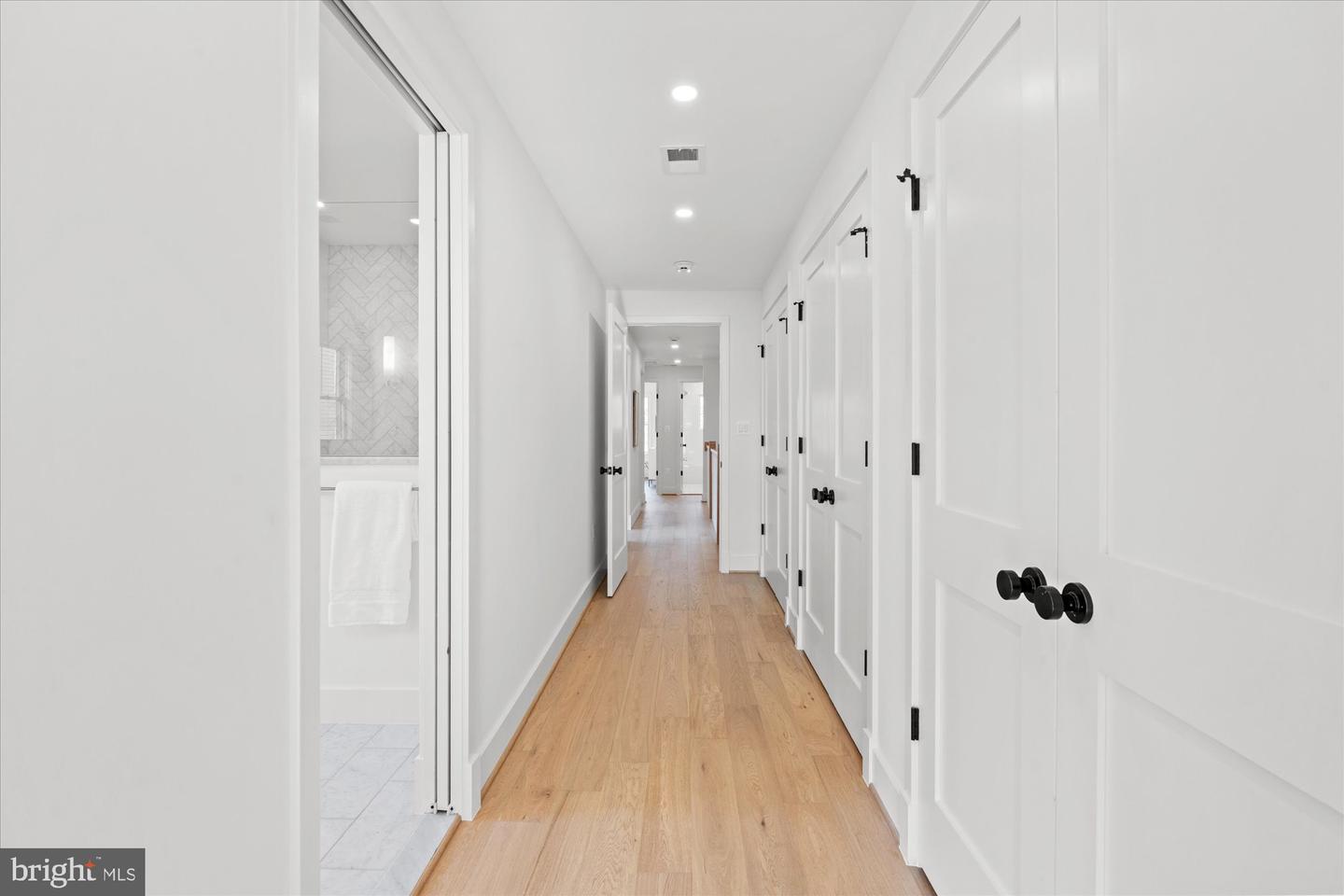 405 E NELSON AVE, ALEXANDRIA, Virginia 22301, 4 Bedrooms Bedrooms, ,3 BathroomsBathrooms,Residential,For sale,405 E NELSON AVE,VAAX2052894 MLS # VAAX2052894