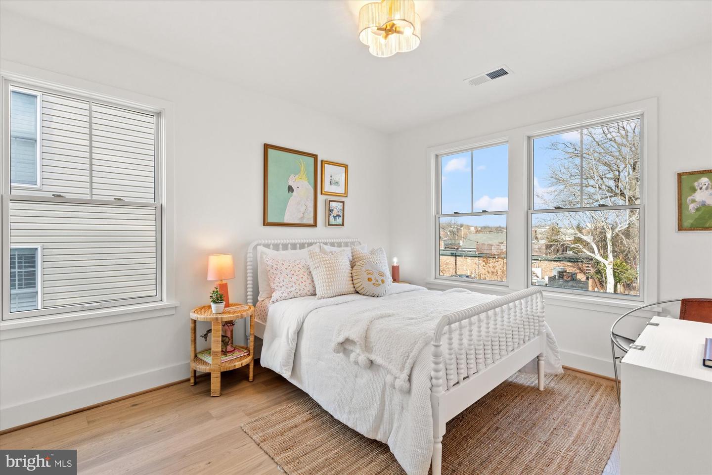 405 E NELSON AVE, ALEXANDRIA, Virginia 22301, 4 Bedrooms Bedrooms, ,3 BathroomsBathrooms,Residential,For sale,405 E NELSON AVE,VAAX2052894 MLS # VAAX2052894