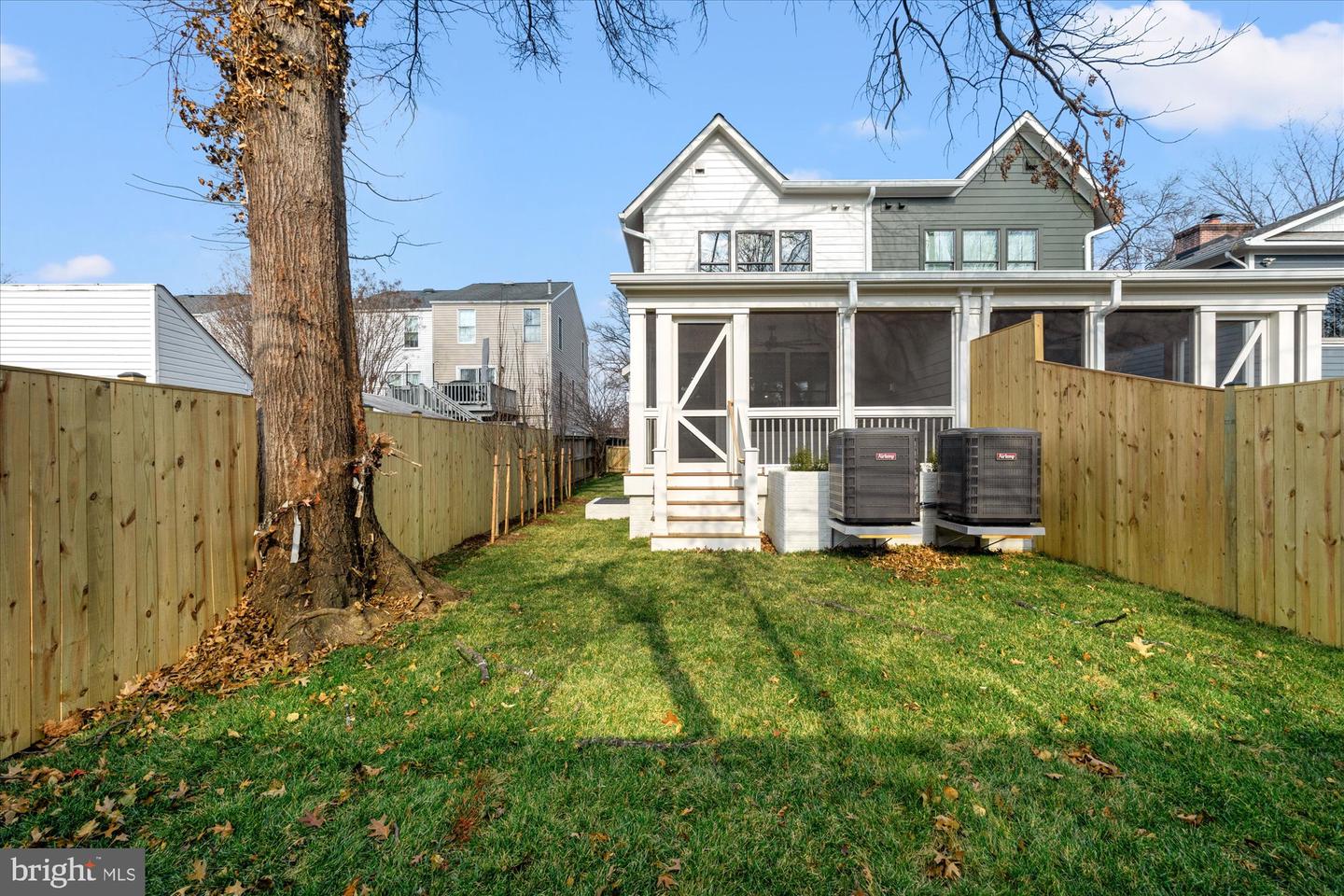 405 E NELSON AVE, ALEXANDRIA, Virginia 22301, 4 Bedrooms Bedrooms, ,3 BathroomsBathrooms,Residential,For sale,405 E NELSON AVE,VAAX2052894 MLS # VAAX2052894