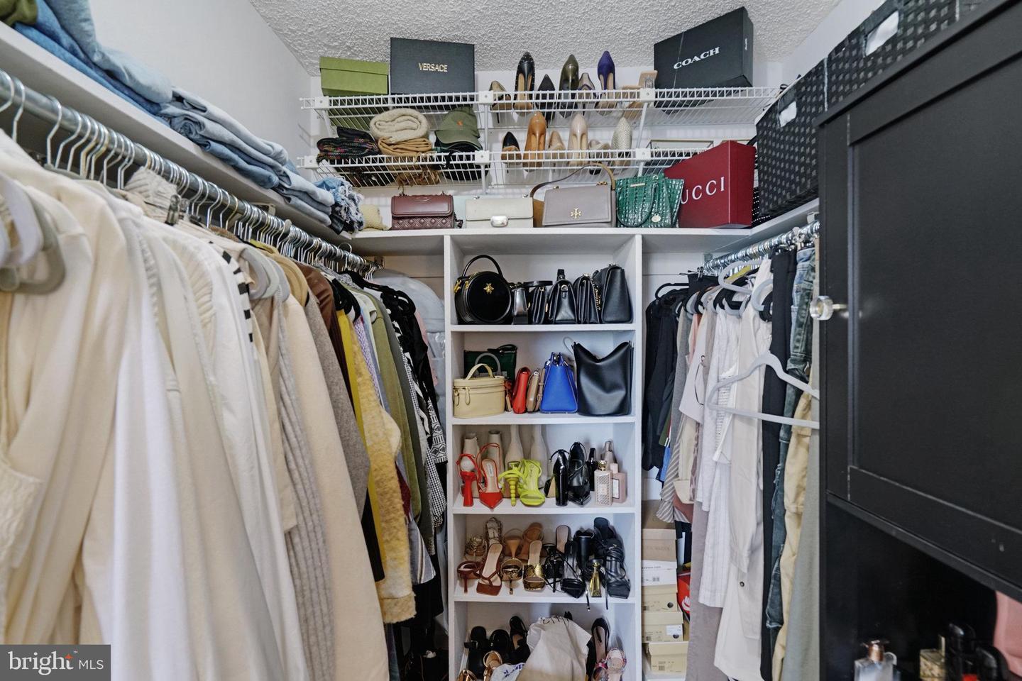 5300 HOLMES RUN PKWY #1413, ALEXANDRIA, Virginia 22304, 2 Bedrooms Bedrooms, ,1 BathroomBathrooms,Residential,For sale,5300 HOLMES RUN PKWY #1413,VAAX2052906 MLS # VAAX2052906 5300 HOLMES RUN PKWY #1413, ALEXANDRIA, Virginia 22304, 2 Bedrooms Bedrooms, ,1 BathroomBathrooms,Residential,For sale,5300 HOLMES RUN PKWY #1413,VAAX2052906 MLS # VAAX2052906