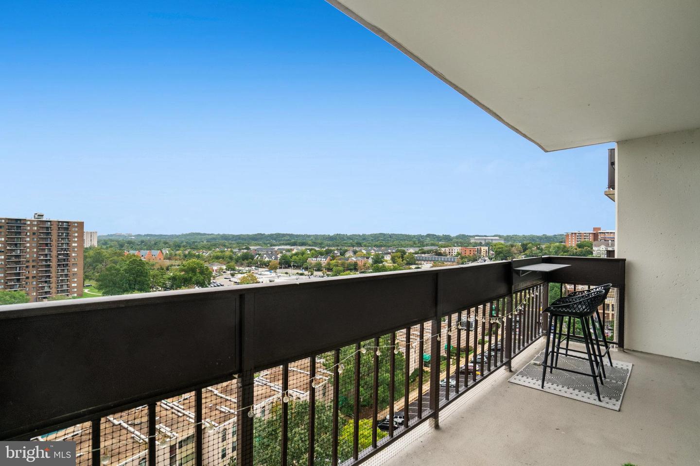 5300 HOLMES RUN PKWY #1413, ALEXANDRIA, Virginia 22304, 2 Bedrooms Bedrooms, ,1 BathroomBathrooms,Residential,For sale,5300 HOLMES RUN PKWY #1413,VAAX2052906 MLS # VAAX2052906 5300 HOLMES RUN PKWY #1413, ALEXANDRIA, Virginia 22304, 2 Bedrooms Bedrooms, ,1 BathroomBathrooms,Residential,For sale,5300 HOLMES RUN PKWY #1413,VAAX2052906 MLS # VAAX2052906
