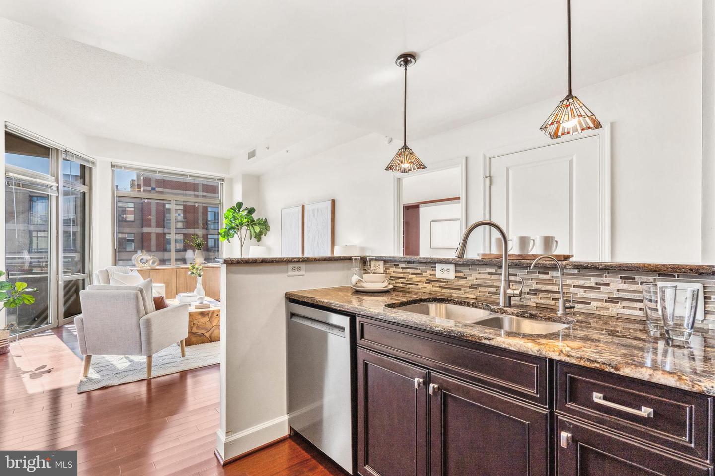 3650 S GLEBE RD #1050, ARLINGTON, Virginia 22202, 2 Bedrooms Bedrooms, ,2 BathroomsBathrooms,Residential,For sale,3650 S GLEBE RD #1050,VAAR2067390 MLS # VAAR2067390