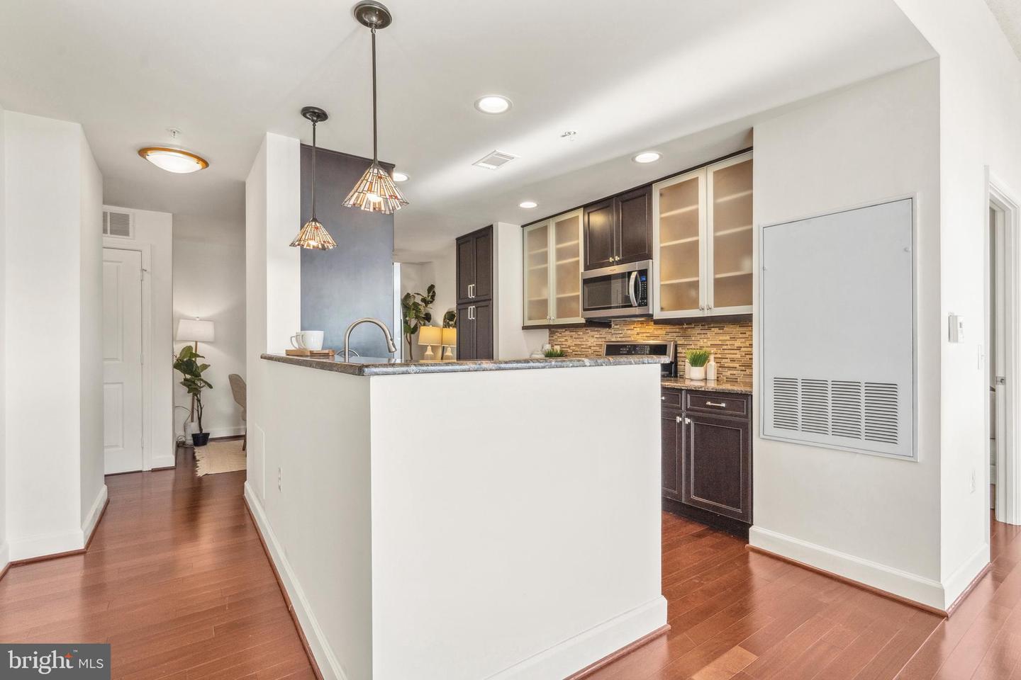 3650 S GLEBE RD #1050, ARLINGTON, Virginia 22202, 2 Bedrooms Bedrooms, ,2 BathroomsBathrooms,Residential,For sale,3650 S GLEBE RD #1050,VAAR2067390 MLS # VAAR2067390