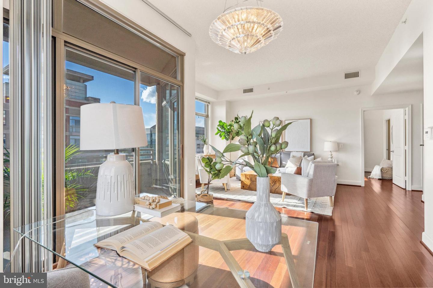 3650 S GLEBE RD #1050, ARLINGTON, Virginia 22202, 2 Bedrooms Bedrooms, ,2 BathroomsBathrooms,Residential,For sale,3650 S GLEBE RD #1050,VAAR2067390 MLS # VAAR2067390