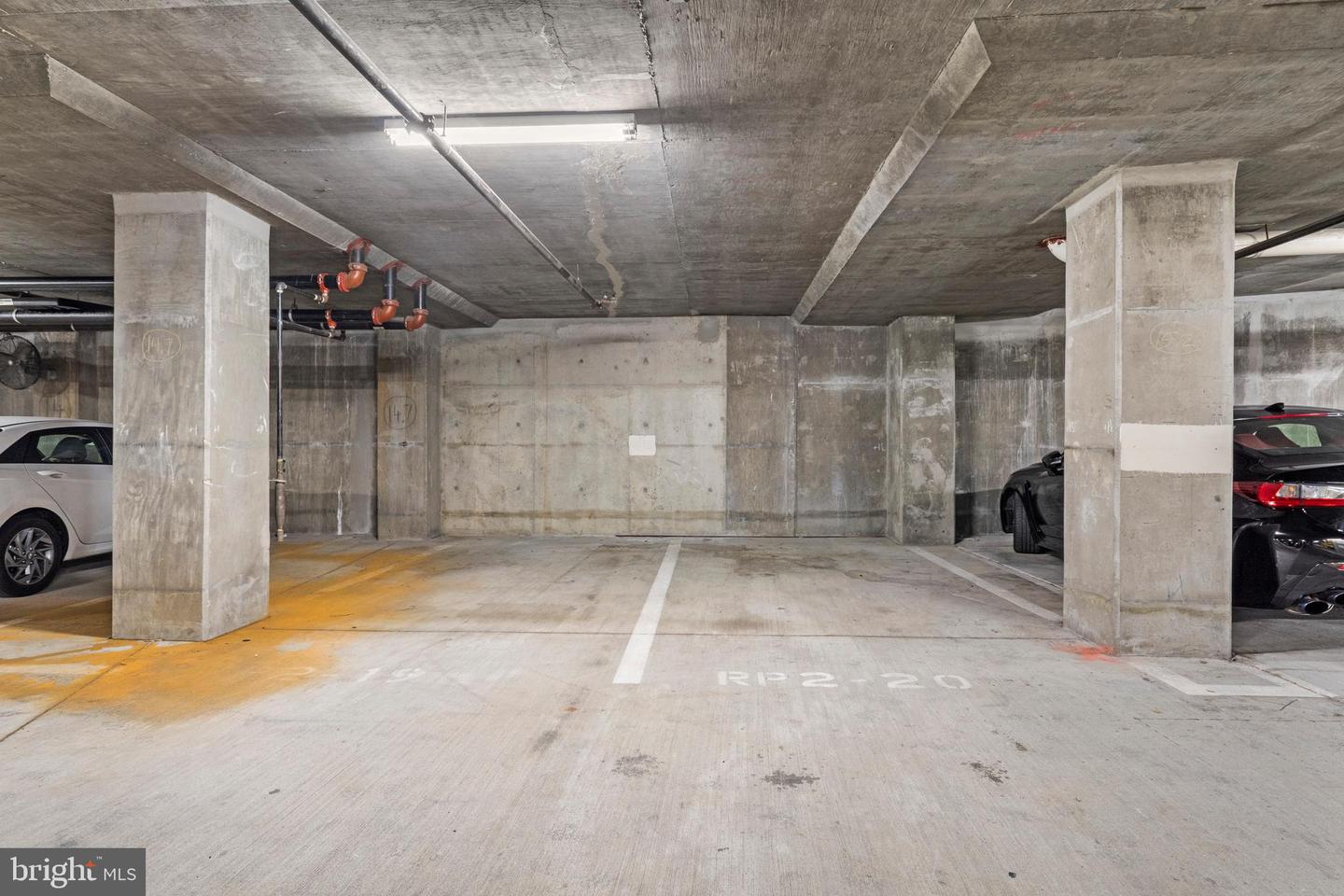 3650 S GLEBE RD #1050, ARLINGTON, Virginia 22202, 2 Bedrooms Bedrooms, ,2 BathroomsBathrooms,Residential,For sale,3650 S GLEBE RD #1050,VAAR2067390 MLS # VAAR2067390