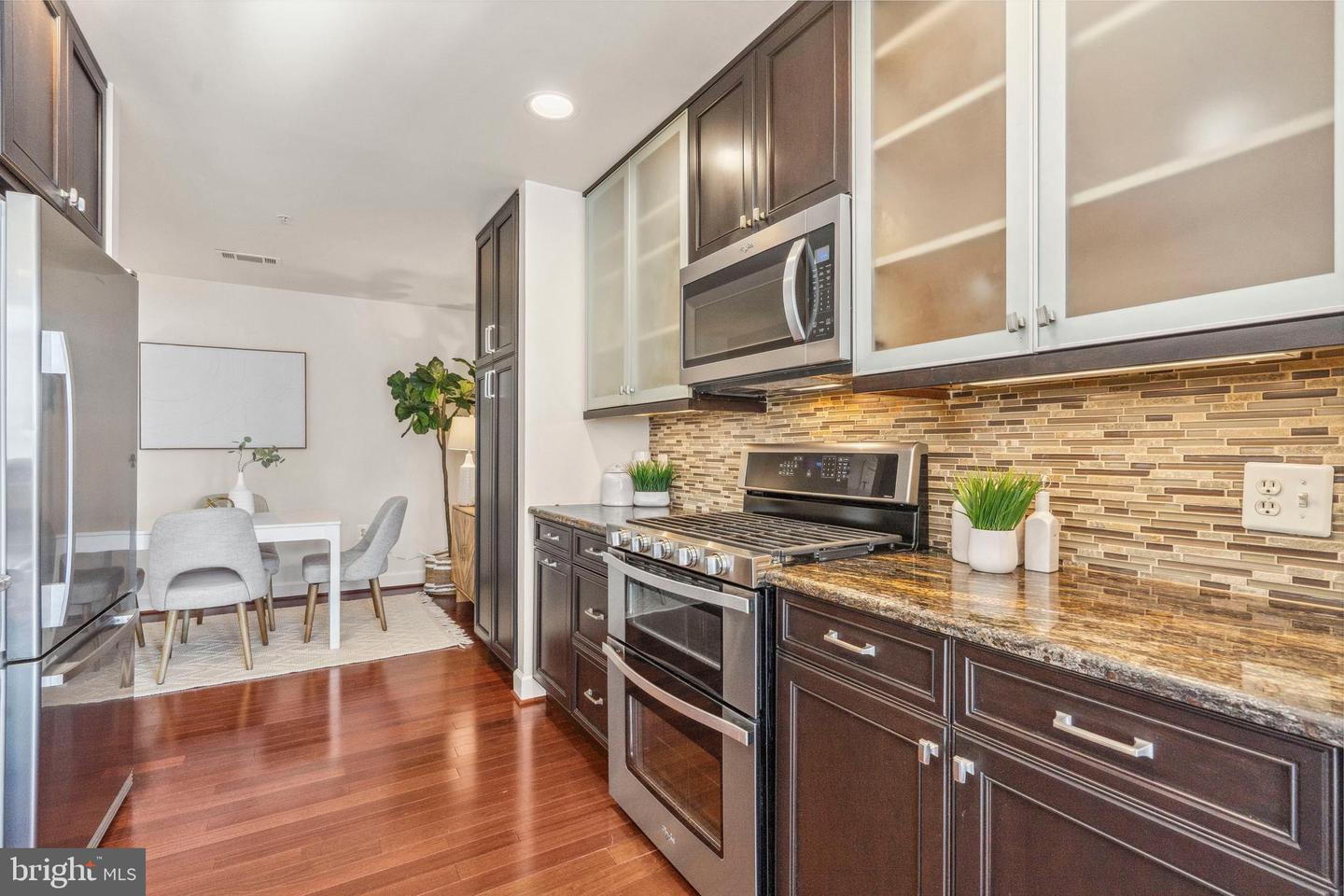 3650 S GLEBE RD #1050, ARLINGTON, Virginia 22202, 2 Bedrooms Bedrooms, ,2 BathroomsBathrooms,Residential,For sale,3650 S GLEBE RD #1050,VAAR2067390 MLS # VAAR2067390