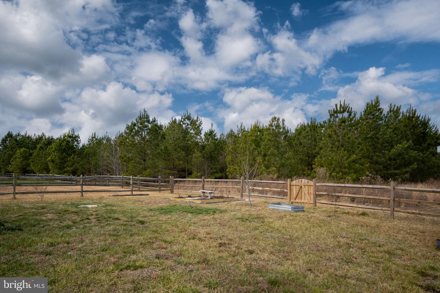 5222 WEEMS DR, KING GEORGE, Virginia 22485, 4 Bedrooms Bedrooms, ,2 BathroomsBathrooms,Residential,For sale,5222 WEEMS DR,VAKG2007474 MLS # VAKG2007474