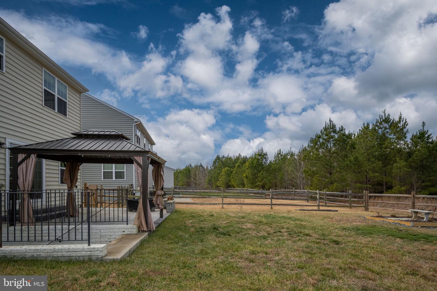 5222 WEEMS DR, KING GEORGE, Virginia 22485, 4 Bedrooms Bedrooms, ,2 BathroomsBathrooms,Residential,For sale,5222 WEEMS DR,VAKG2007474 MLS # VAKG2007474