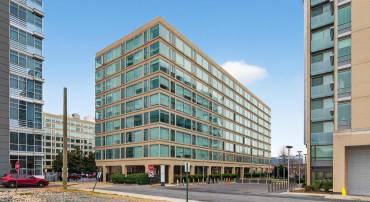 1101 3RD ST SW #503, WASHINGTON, District Of Columbia 20024, 1 Bedroom Bedrooms, ,1 BathroomBathrooms,Residential,For sale,1101 3RD ST SW #503,DCDC2240244 MLS # DCDC2240244