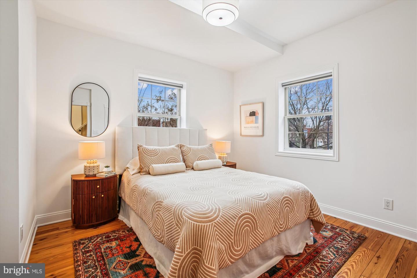 37 17TH ST SE, WASHINGTON, District Of Columbia 20003, 2 Bedrooms Bedrooms, 8 Rooms Rooms,2 BathroomsBathrooms,Residential,For sale,37 17TH ST SE,DCDC2240288 MLS # DCDC2240288