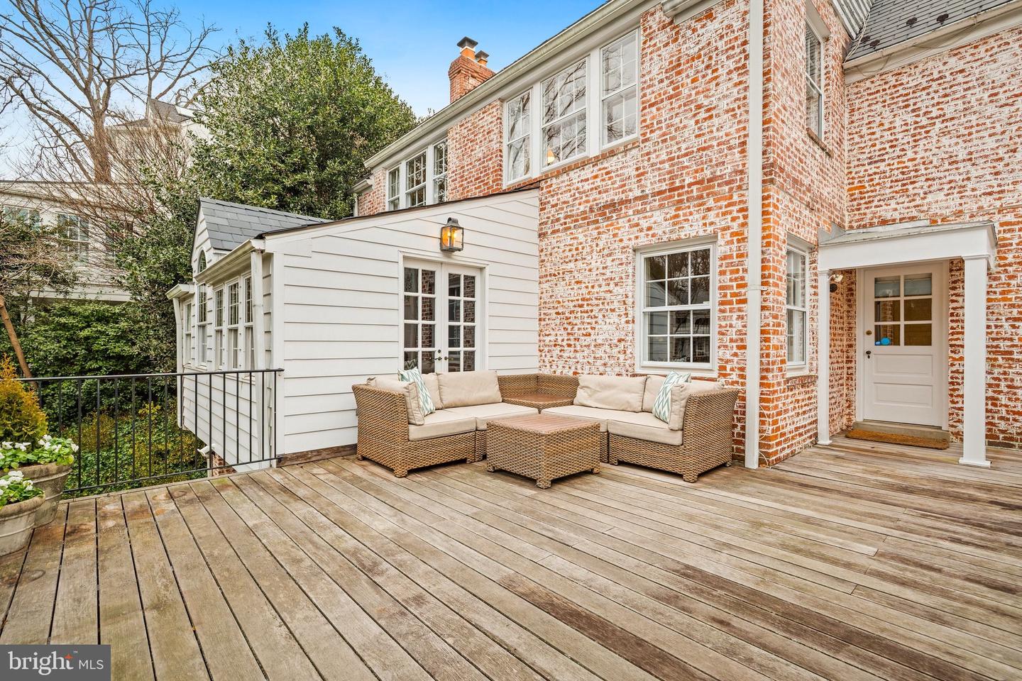 5047 GLENBROOK TER NW, WASHINGTON, District Of Columbia 20016, 4 Bedrooms Bedrooms, ,3 BathroomsBathrooms,Residential,For sale,5047 GLENBROOK TER NW,DCDC2240292 MLS # DCDC2240292