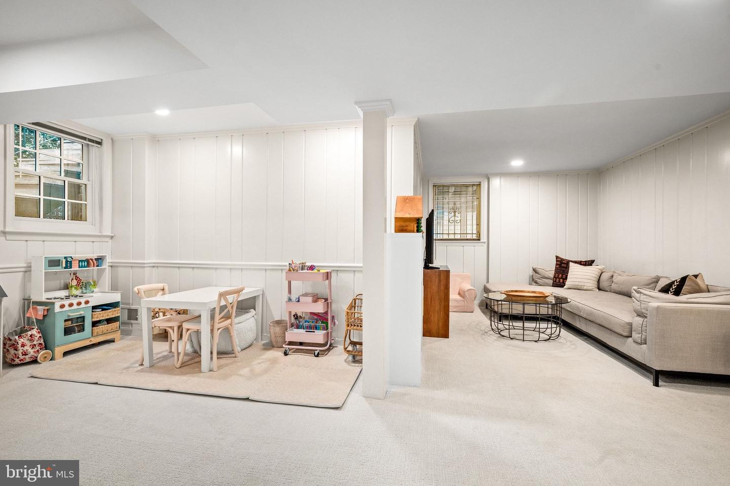 5047 GLENBROOK TER NW, WASHINGTON, District Of Columbia 20016, 4 Bedrooms Bedrooms, ,3 BathroomsBathrooms,Residential,For sale,5047 GLENBROOK TER NW,DCDC2240292 MLS # DCDC2240292