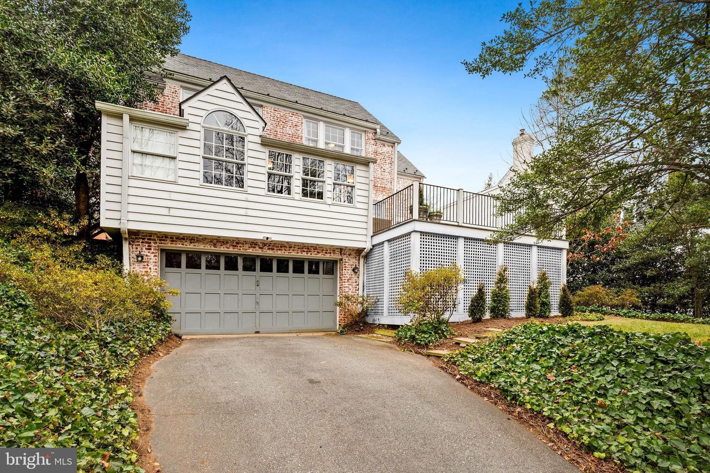 5047 GLENBROOK TER NW, WASHINGTON, District Of Columbia 20016, 4 Bedrooms Bedrooms, ,3 BathroomsBathrooms,Residential,For sale,5047 GLENBROOK TER NW,DCDC2240292 MLS # DCDC2240292