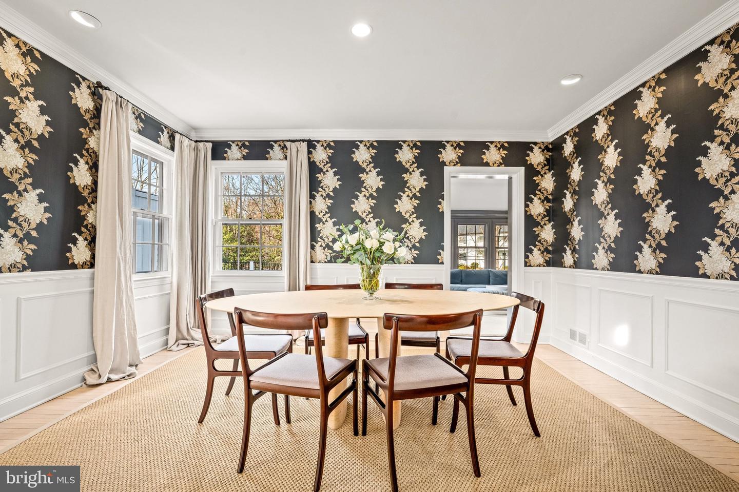 5047 GLENBROOK TER NW, WASHINGTON, District Of Columbia 20016, 4 Bedrooms Bedrooms, ,3 BathroomsBathrooms,Residential,For sale,5047 GLENBROOK TER NW,DCDC2240292 MLS # DCDC2240292