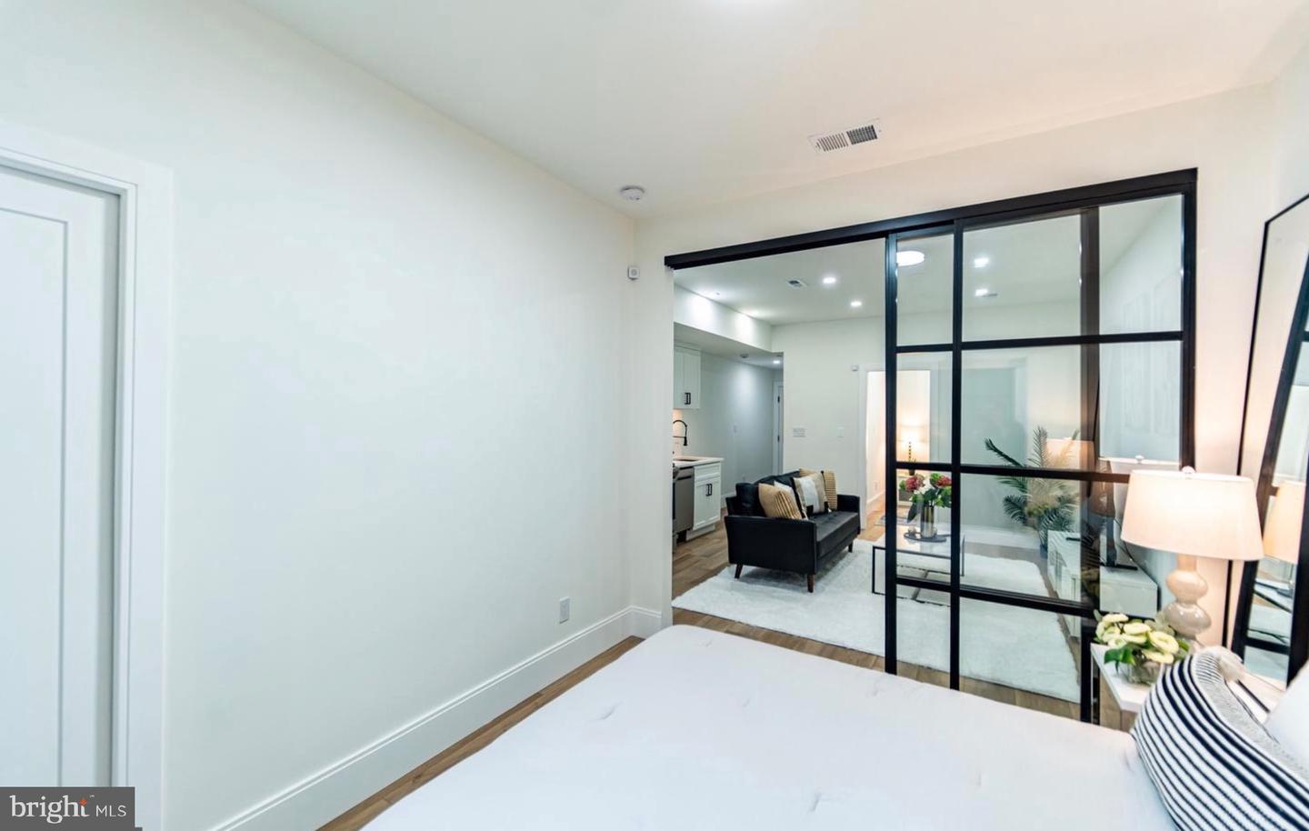 2517 ONTARIO RD NW #2, WASHINGTON, District Of Columbia 20009, 2 Bedrooms Bedrooms, ,1 BathroomBathrooms,Residential,For sale,2517 ONTARIO RD NW #2,DCDC2240336 MLS # DCDC2240336 2517 ONTARIO RD NW #2, WASHINGTON, District Of Columbia 20009, 2 Bedrooms Bedrooms, ,1 BathroomBathrooms,Residential,For sale,2517 ONTARIO RD NW #2,DCDC2240336 MLS # DCDC2240336