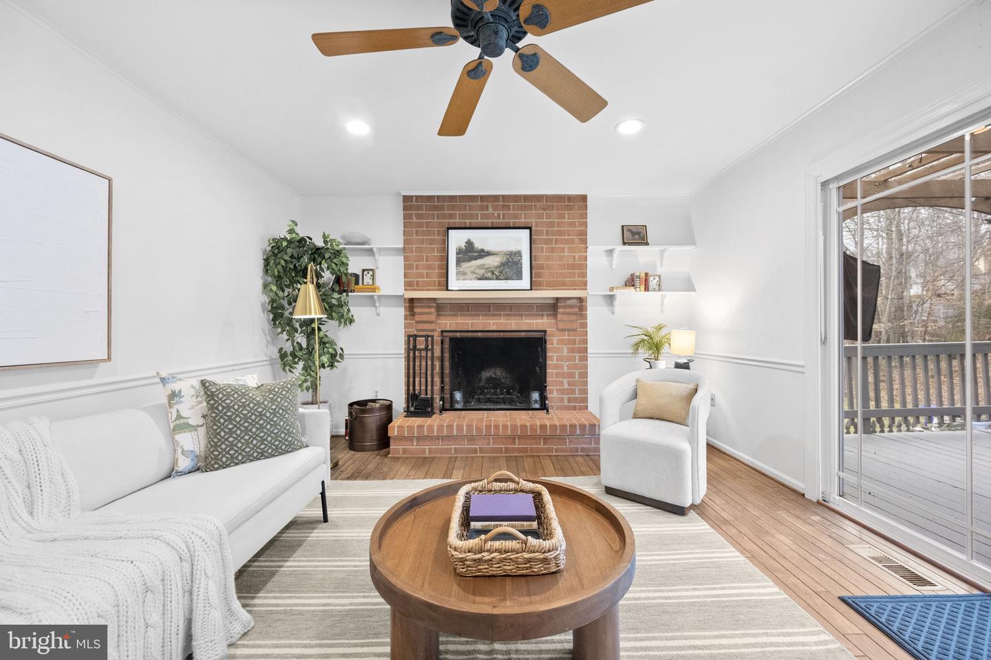 8104 VIOLA ST, SPRINGFIELD, Virginia 22152, 4 Bedrooms Bedrooms, ,3 BathroomsBathrooms,Residential,For sale,8104 VIOLA ST,VAFX2284756 MLS # VAFX2284756