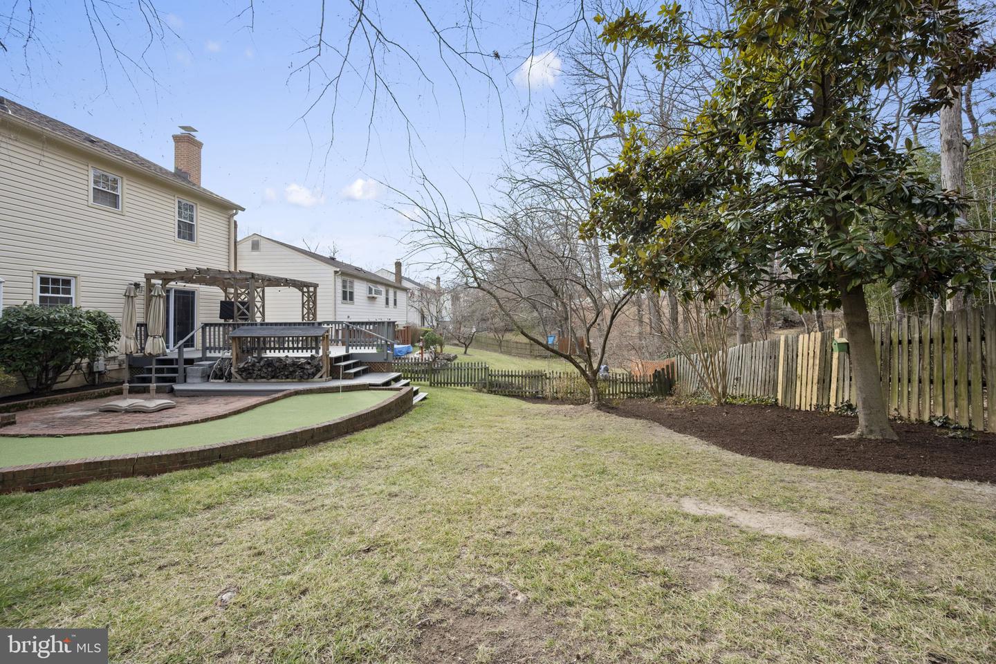 8104 VIOLA ST, SPRINGFIELD, Virginia 22152, 4 Bedrooms Bedrooms, ,3 BathroomsBathrooms,Residential,For sale,8104 VIOLA ST,VAFX2284756 MLS # VAFX2284756