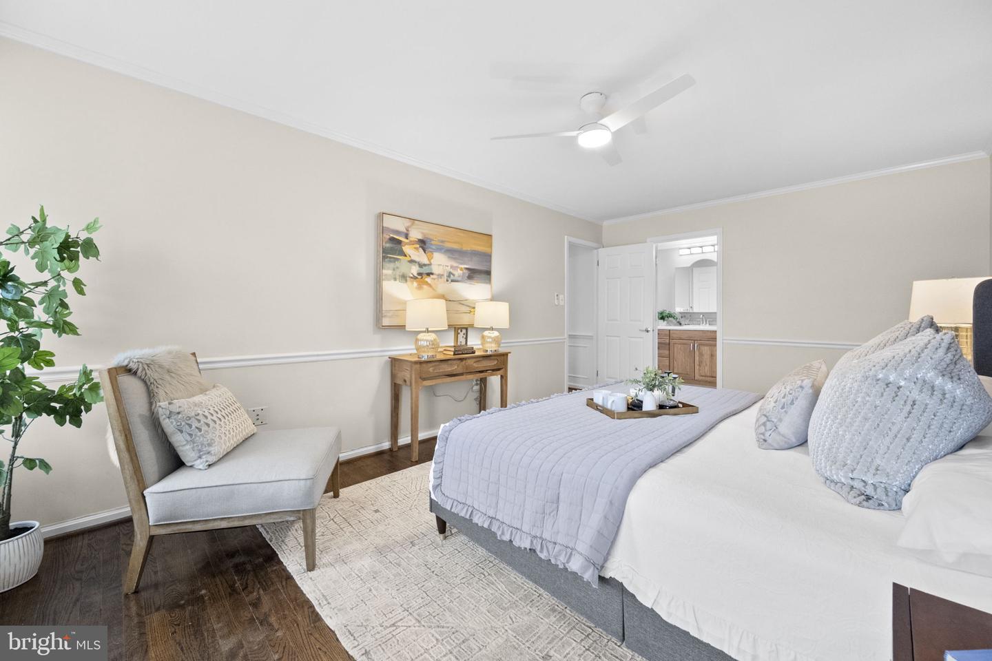 8104 VIOLA ST, SPRINGFIELD, Virginia 22152, 4 Bedrooms Bedrooms, ,3 BathroomsBathrooms,Residential,For sale,8104 VIOLA ST,VAFX2284756 MLS # VAFX2284756