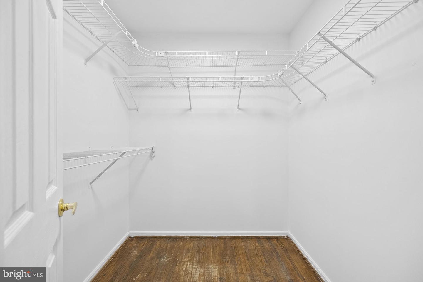 8104 VIOLA ST, SPRINGFIELD, Virginia 22152, 4 Bedrooms Bedrooms, ,3 BathroomsBathrooms,Residential,For sale,8104 VIOLA ST,VAFX2284756 MLS # VAFX2284756