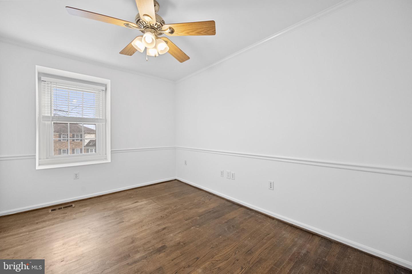 8104 VIOLA ST, SPRINGFIELD, Virginia 22152, 4 Bedrooms Bedrooms, ,3 BathroomsBathrooms,Residential,For sale,8104 VIOLA ST,VAFX2284756 MLS # VAFX2284756