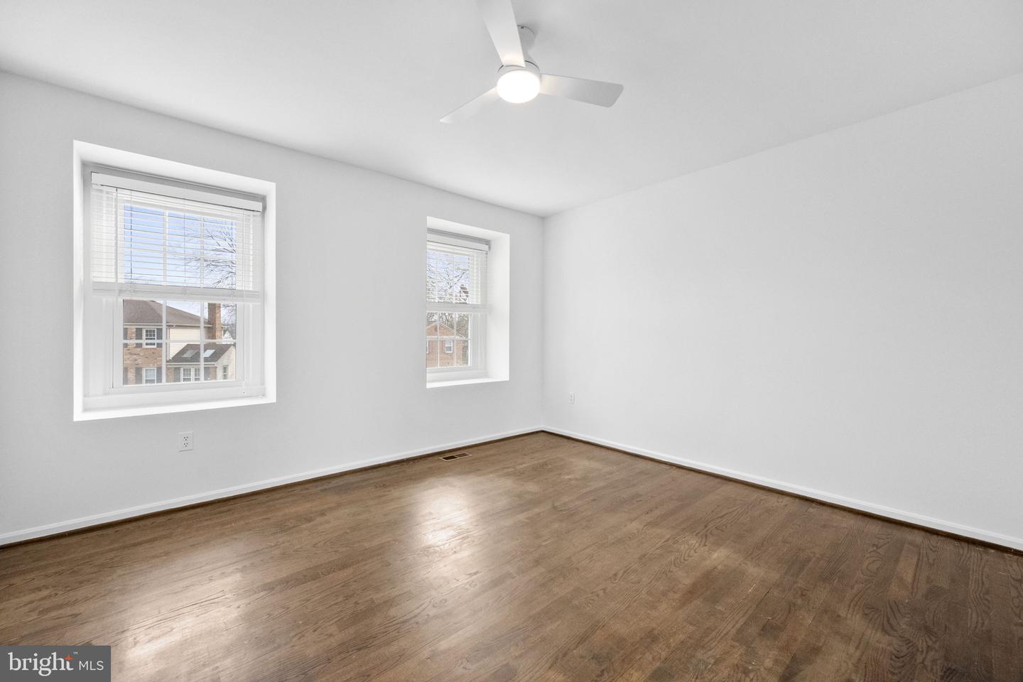 8104 VIOLA ST, SPRINGFIELD, Virginia 22152, 4 Bedrooms Bedrooms, ,3 BathroomsBathrooms,Residential,For sale,8104 VIOLA ST,VAFX2284756 MLS # VAFX2284756