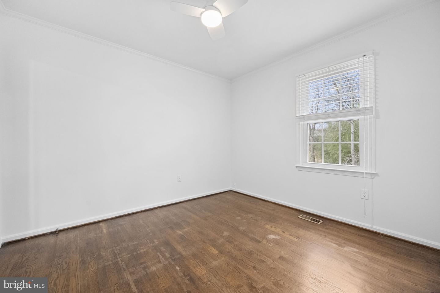 8104 VIOLA ST, SPRINGFIELD, Virginia 22152, 4 Bedrooms Bedrooms, ,3 BathroomsBathrooms,Residential,For sale,8104 VIOLA ST,VAFX2284756 MLS # VAFX2284756