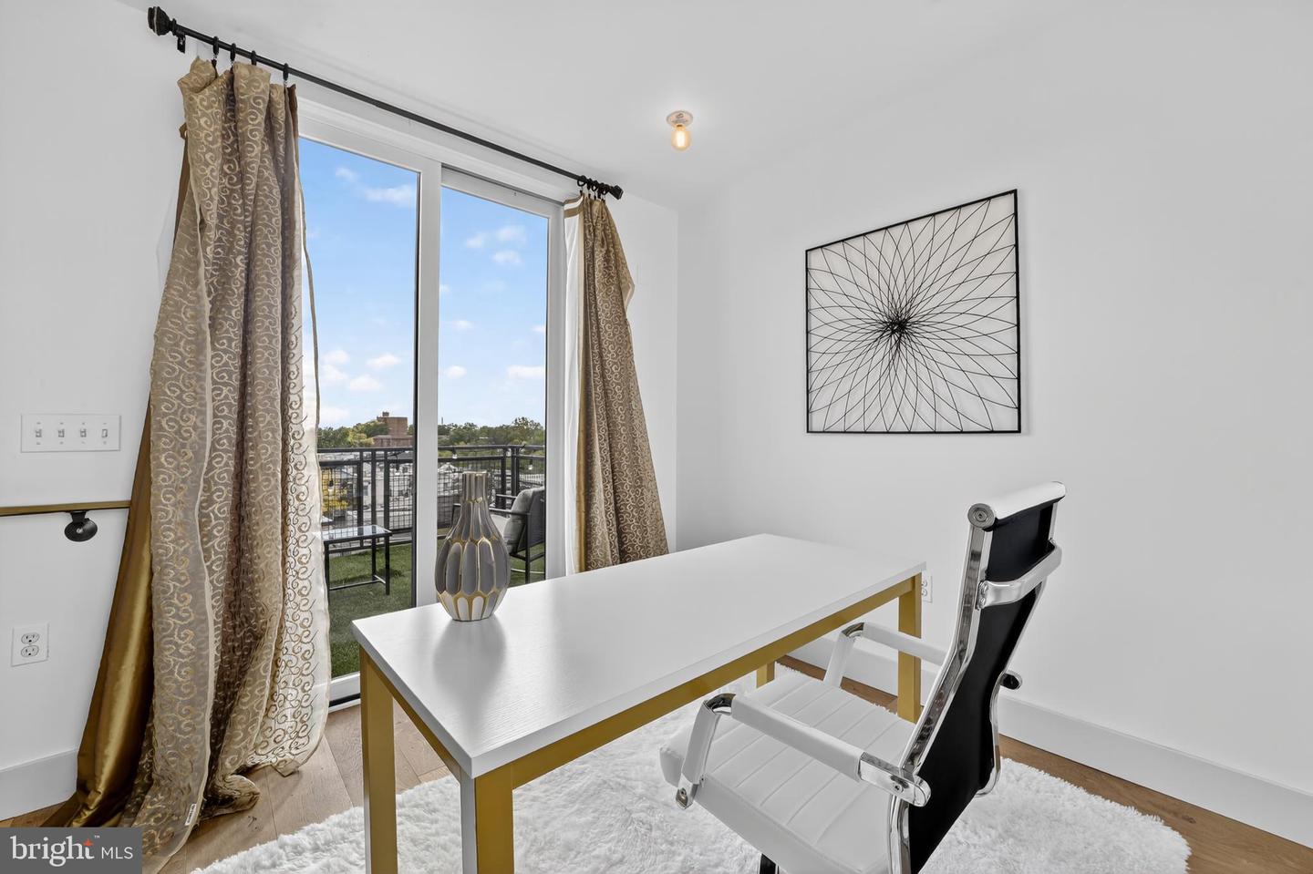 774 GIRARD ST NW #2W, WASHINGTON, District Of Columbia 20001, 2 Bedrooms Bedrooms, ,2 BathroomsBathrooms,Residential,For sale,774 GIRARD ST NW #2W,DCDC2240356 MLS # DCDC2240356