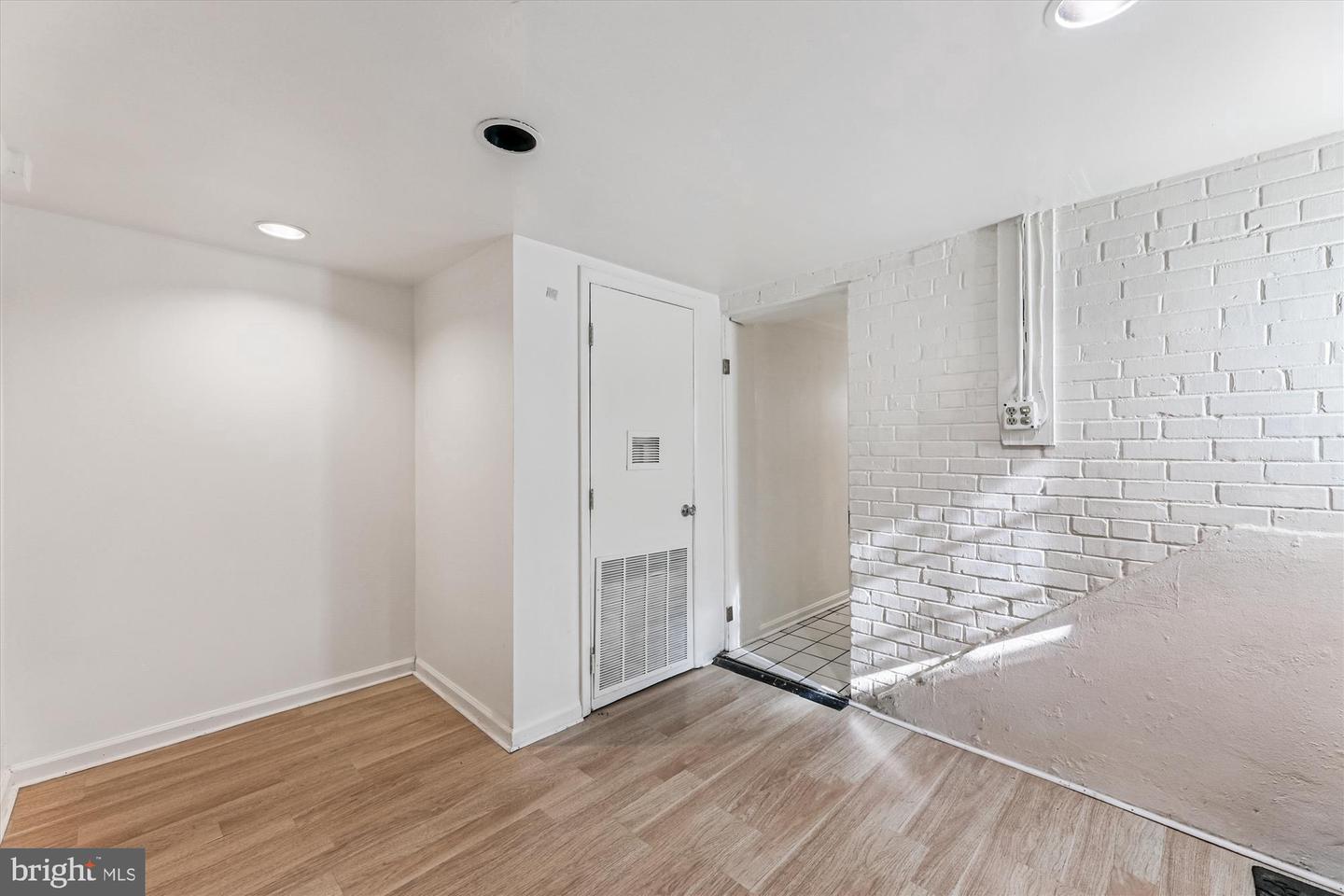 4225 MEADE ST NE, WASHINGTON, District Of Columbia 20019, ,Residential,For sale,4225 MEADE ST NE,DCDC2240364 MLS # DCDC2240364