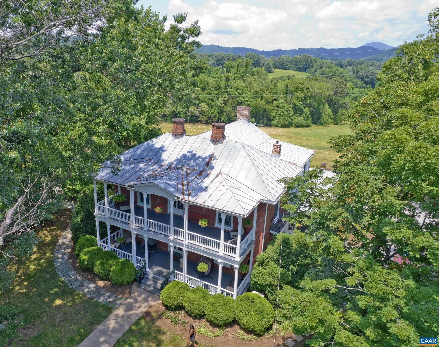 294 & 262 FRESHWATER COVE LN, LOVINGSTON, Virginia 22949, 5 Bedrooms Bedrooms, ,5 BathroomsBathrooms,Residential,For sale,294 & 262 FRESHWATER COVE LN,672288 MLS # 672288