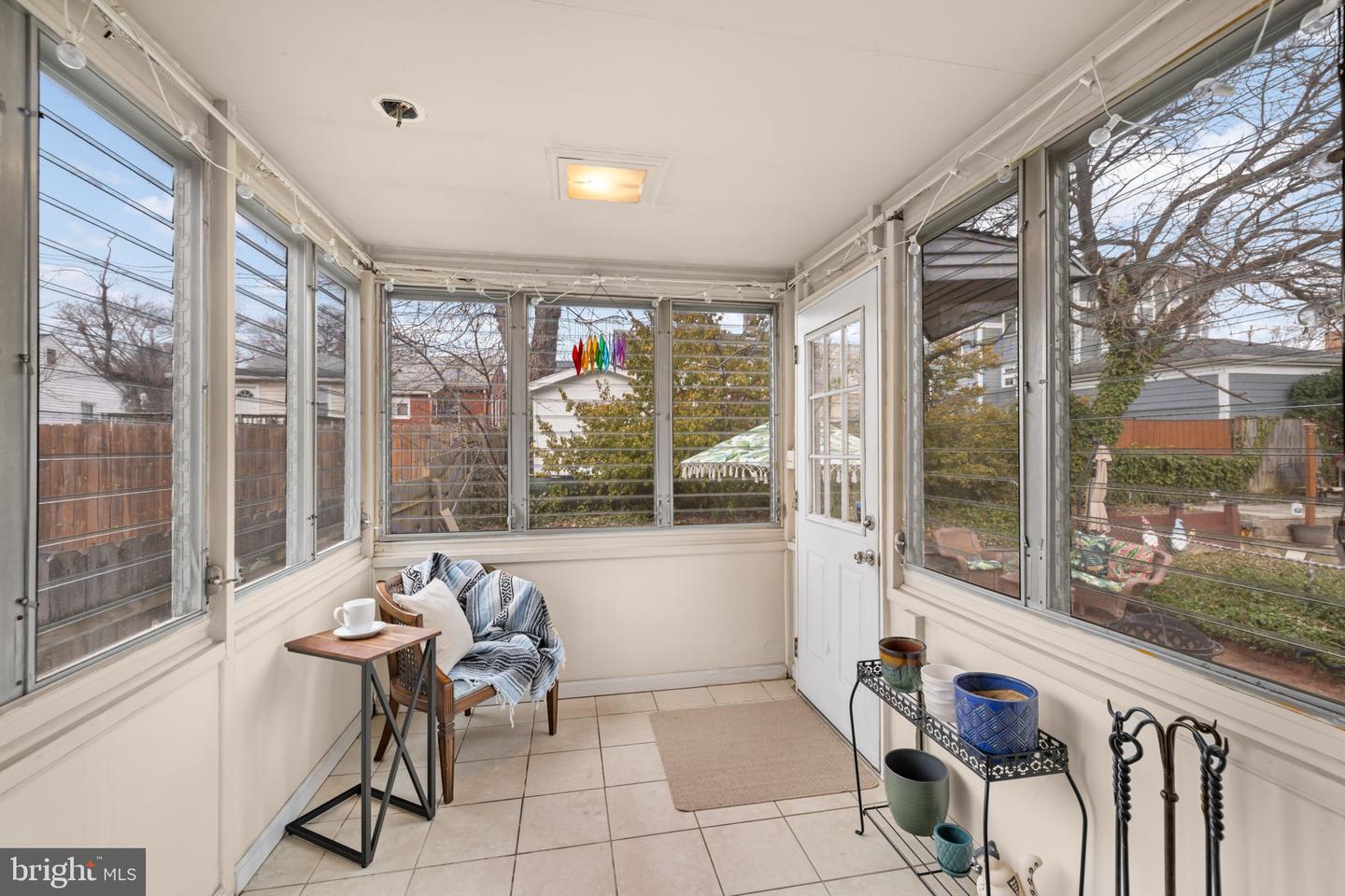 3209 13TH RD S, ARLINGTON, Virginia 22204, 3 Bedrooms Bedrooms, ,2 BathroomsBathrooms,Residential,For sale,3209 13TH RD S,VAAR2067494 MLS # VAAR2067494