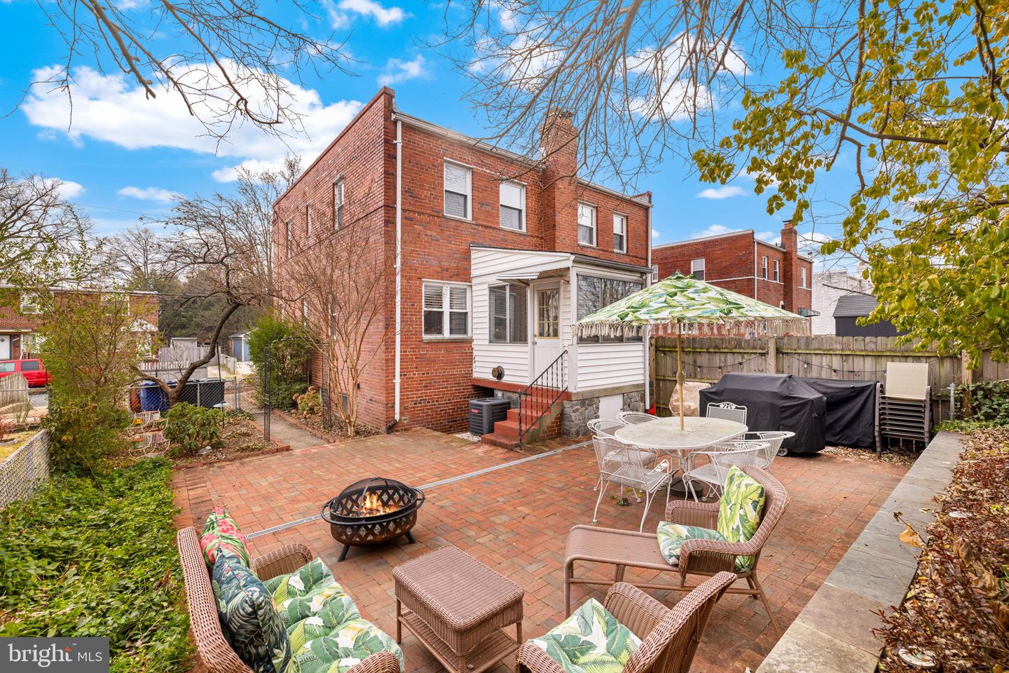 3209 13TH RD S, ARLINGTON, Virginia 22204, 3 Bedrooms Bedrooms, ,2 BathroomsBathrooms,Residential,For sale,3209 13TH RD S,VAAR2067494 MLS # VAAR2067494