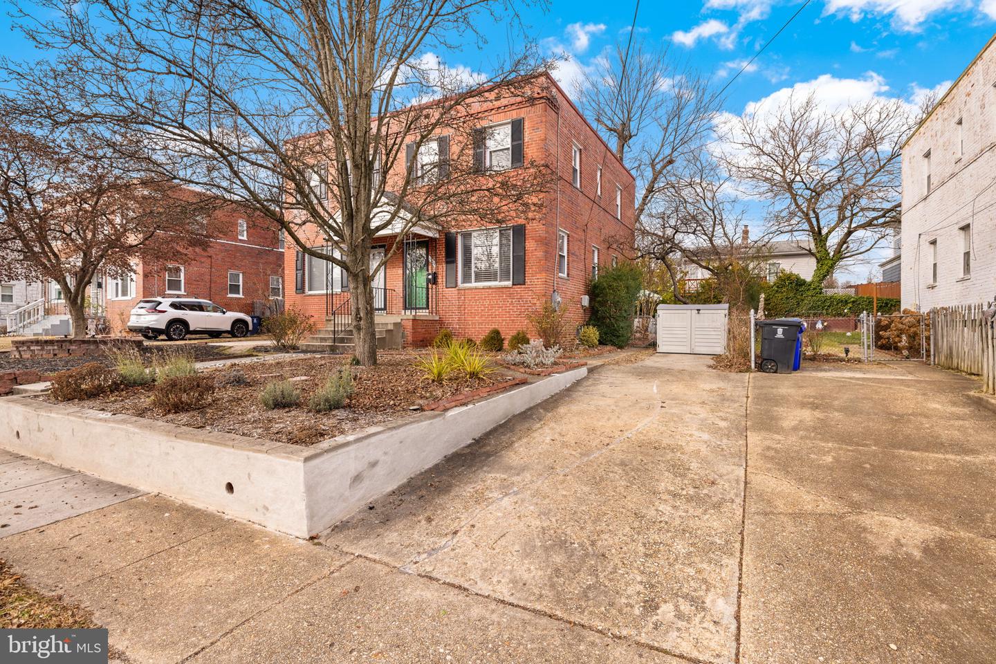 3209 13TH RD S, ARLINGTON, Virginia 22204, 3 Bedrooms Bedrooms, ,2 BathroomsBathrooms,Residential,For sale,3209 13TH RD S,VAAR2067494 MLS # VAAR2067494