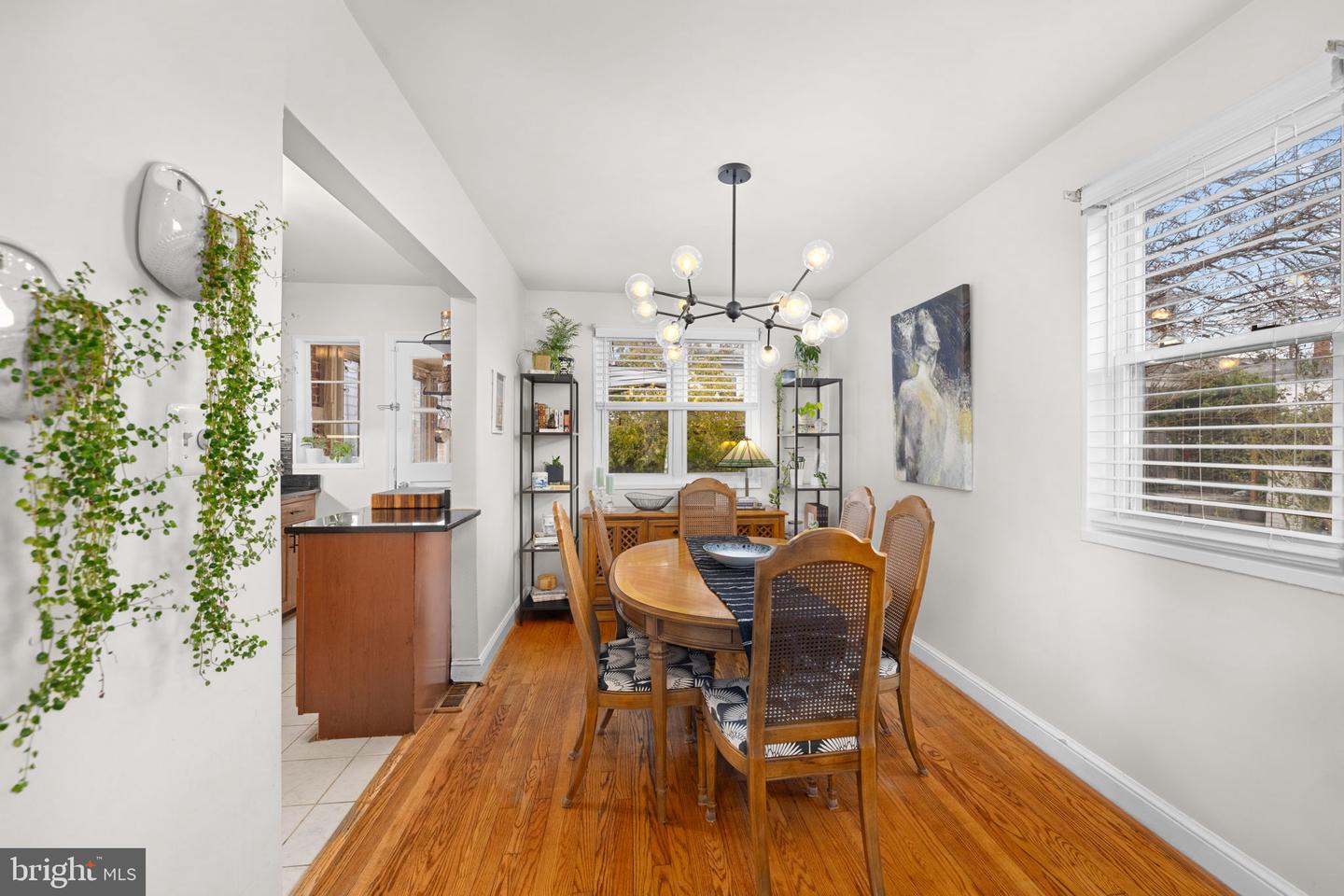 3209 13TH RD S, ARLINGTON, Virginia 22204, 3 Bedrooms Bedrooms, ,2 BathroomsBathrooms,Residential,For sale,3209 13TH RD S,VAAR2067494 MLS # VAAR2067494