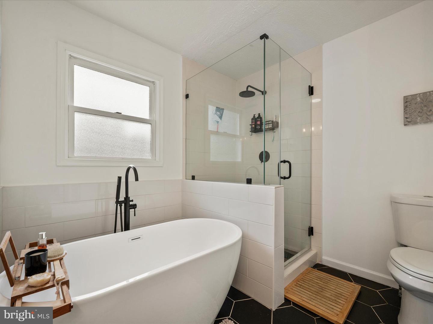 501 JEFFERSON ST, WINCHESTER, Virginia 22601, 5 Bedrooms Bedrooms, ,2 BathroomsBathrooms,Residential,For sale,501 JEFFERSON ST,VAWI2009708 MLS # VAWI2009708