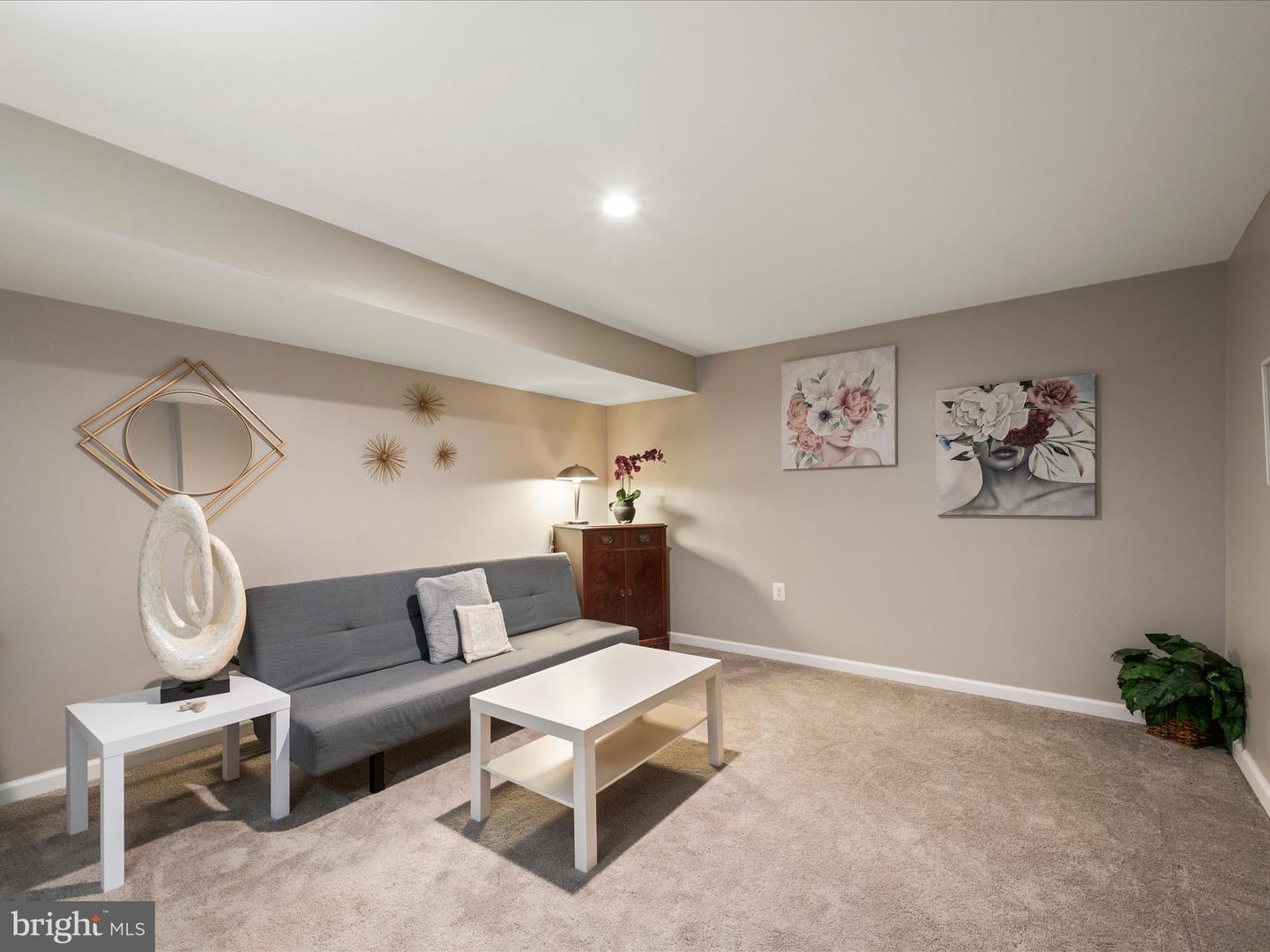 501 JEFFERSON ST, WINCHESTER, Virginia 22601, 5 Bedrooms Bedrooms, ,2 BathroomsBathrooms,Residential,For sale,501 JEFFERSON ST,VAWI2009708 MLS # VAWI2009708